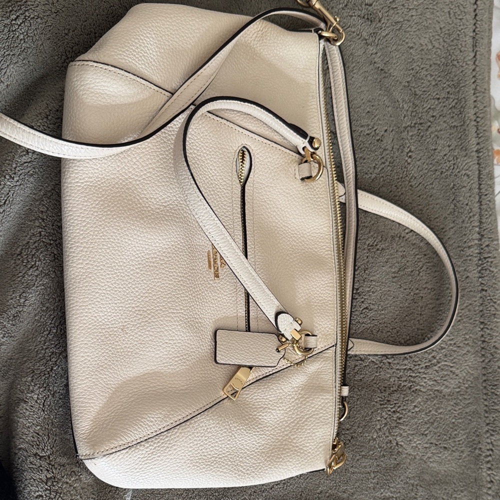 Coach Cream Leather Shoulder Bag
